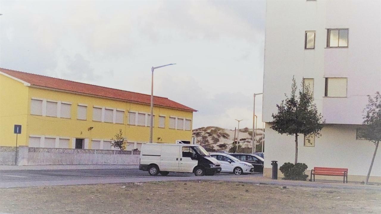 Casa Da Praia De Peniche Apartment Exterior foto